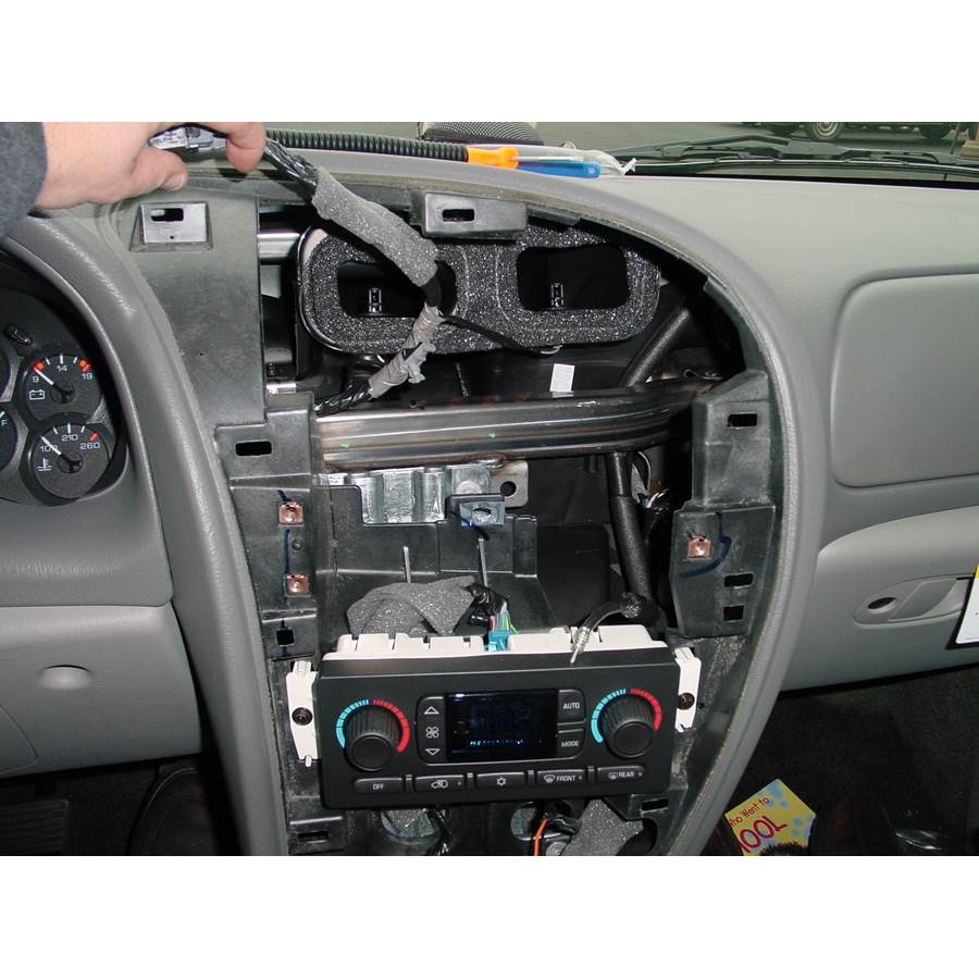 2004 Oldsmobile Bravada Factory radio removed