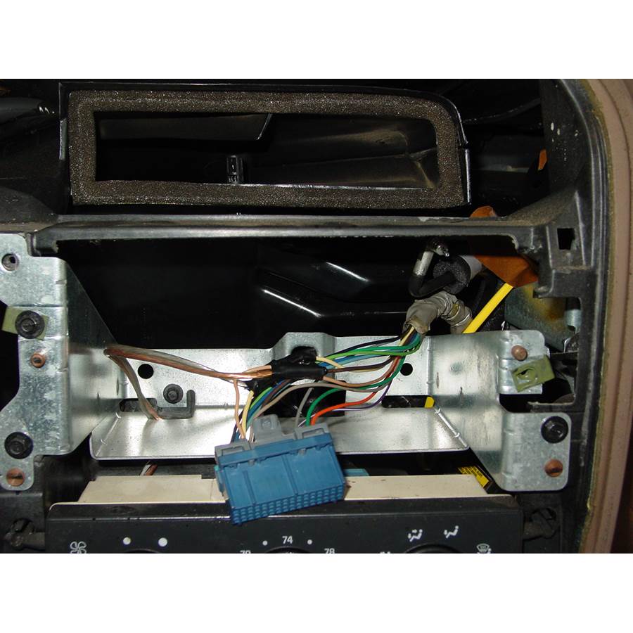 1999 Oldsmobile Bravada Factory radio removed