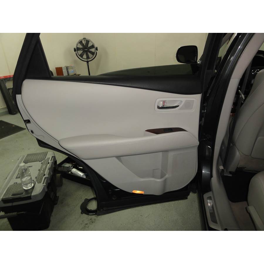 2015 Lexus RX450H Rear door speaker location