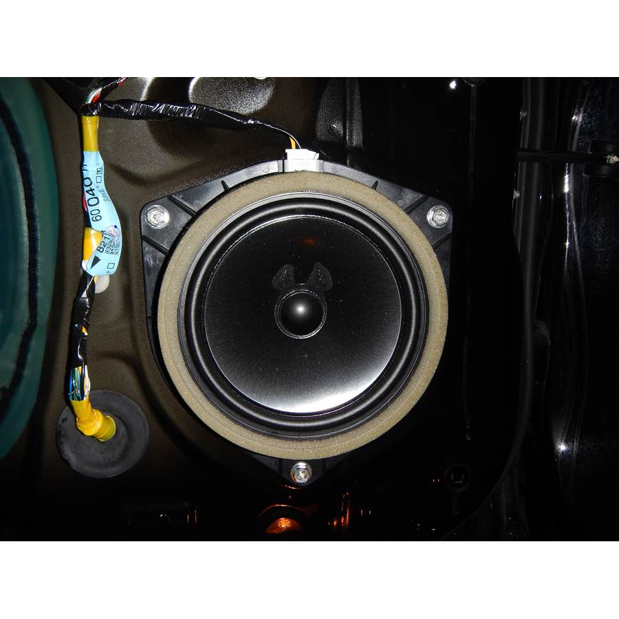 2004 Lexus GX470 Rear door speaker