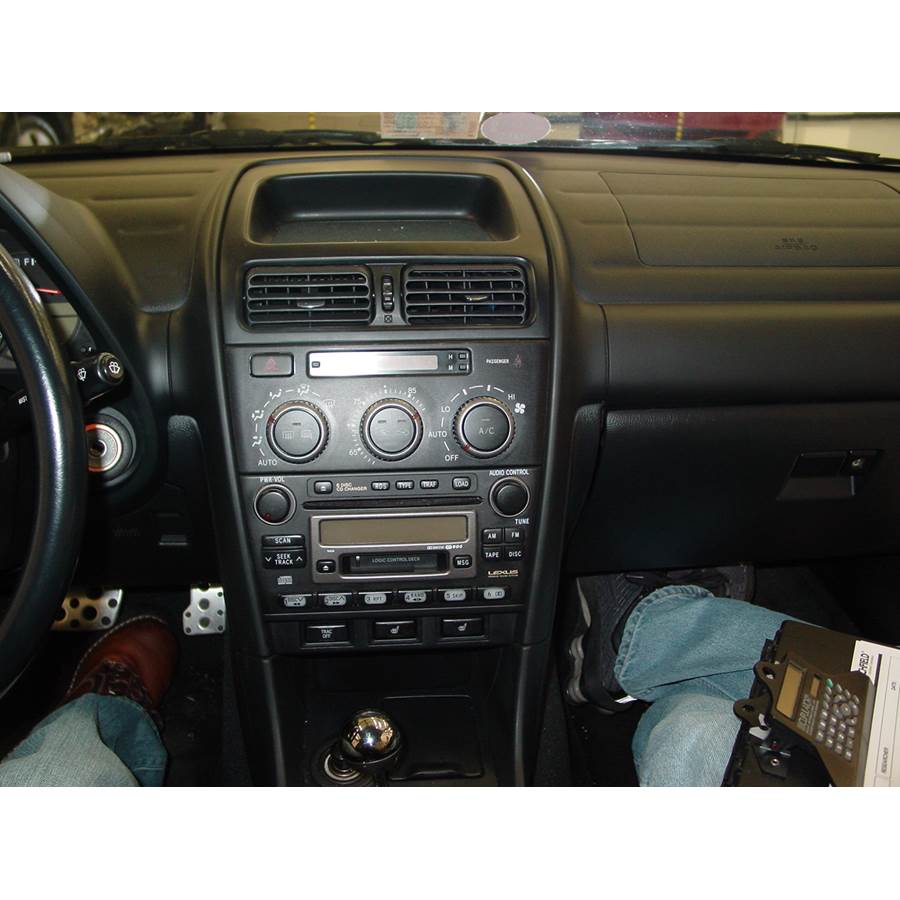 2003 Lexus IS300 Factory Radio