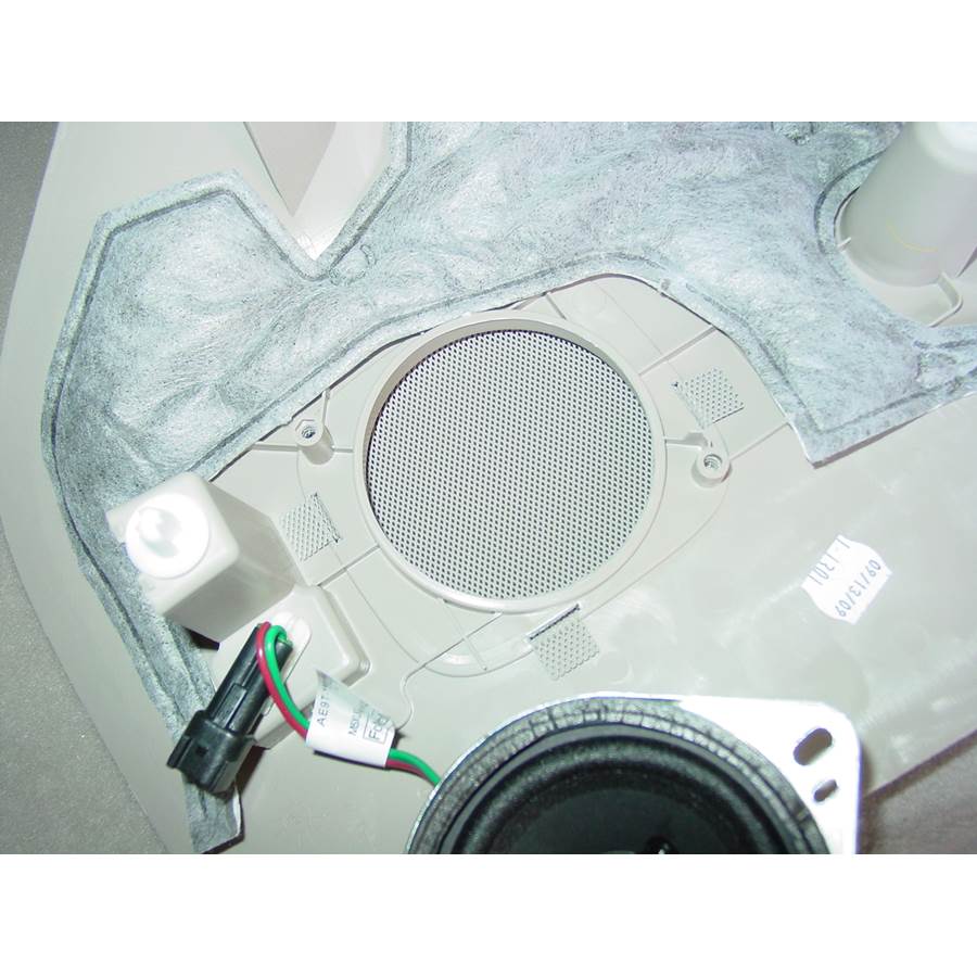 2013 Lincoln MKT Rear pillar speaker removed