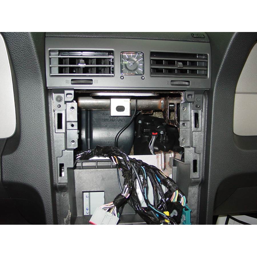 2010 Lincoln Navigator Factory radio removed