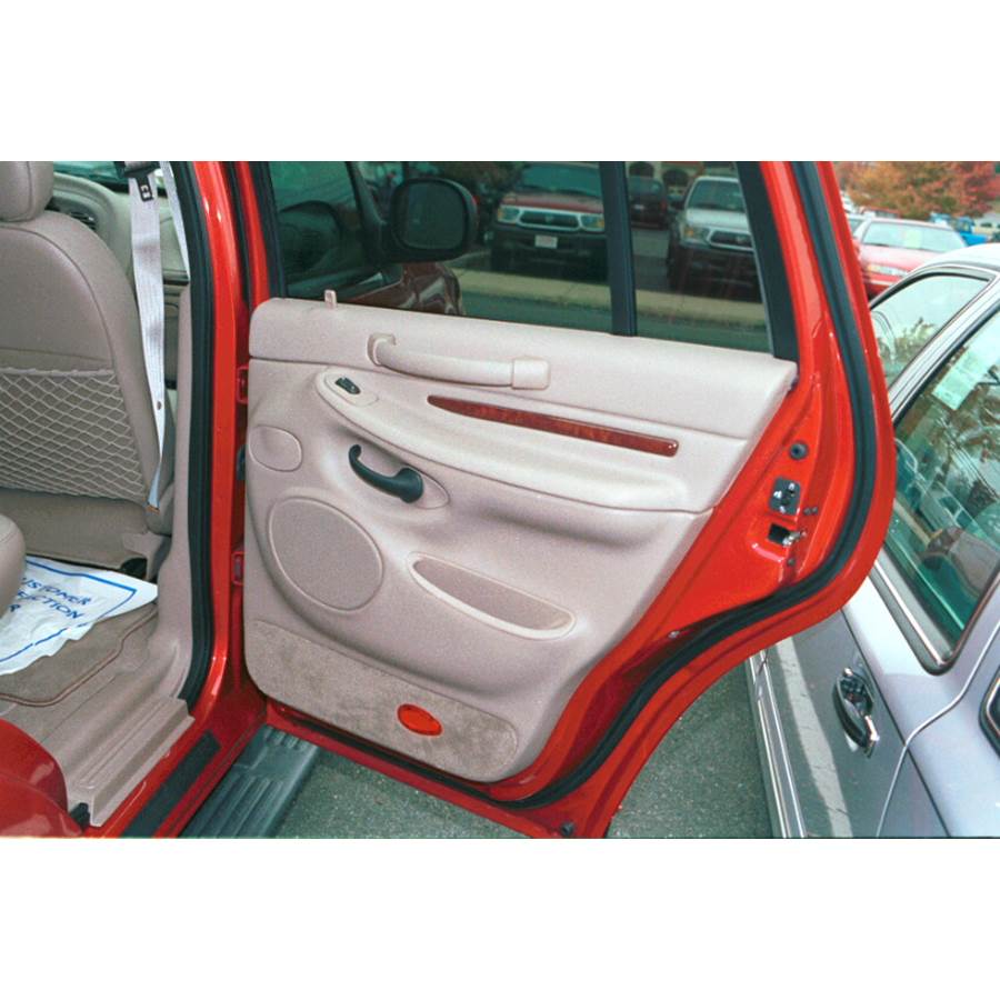 1999 Lincoln Navigator Rear door speaker location