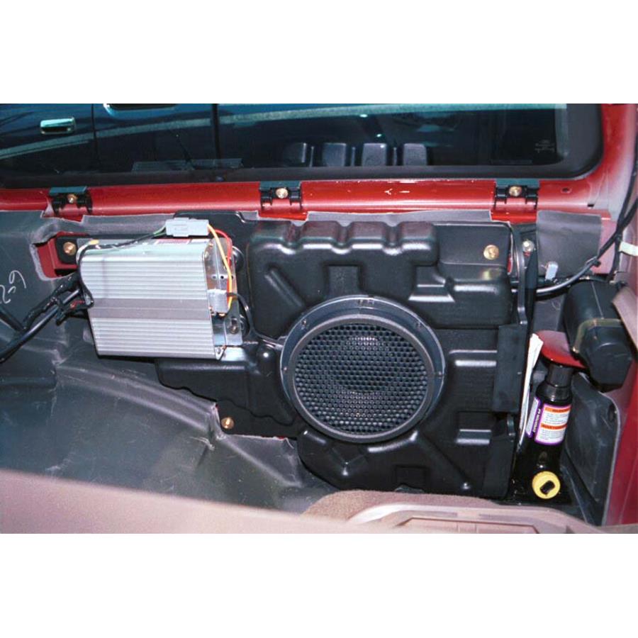 2001 Lincoln Navigator Far-rear side speaker