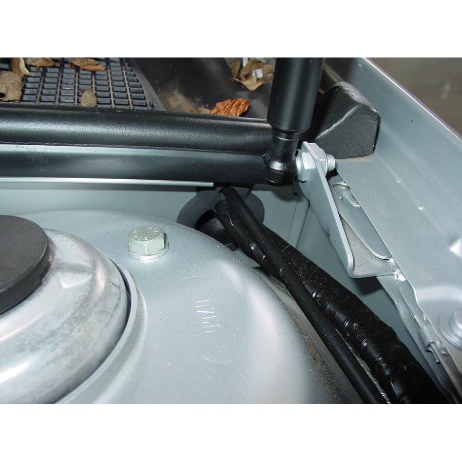 2003 Saab 9-3 Firewall access