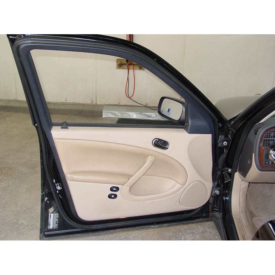 2000 Saab 9-5 Front door speaker location