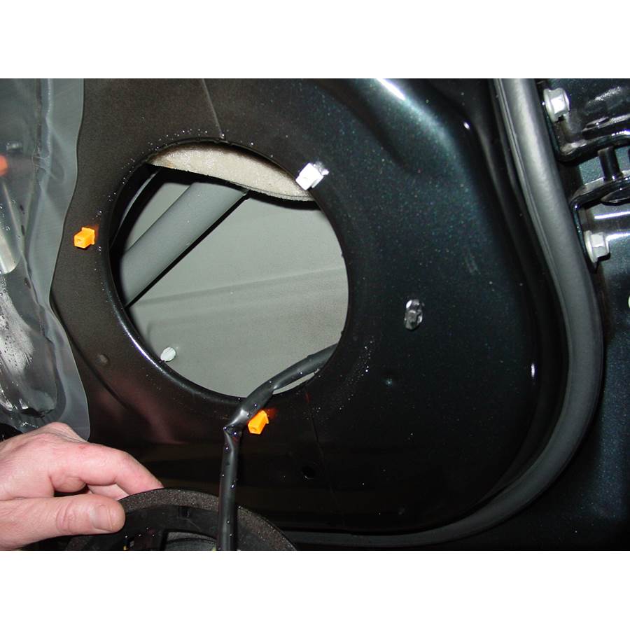 2009 Suzuki Grand Vitara Rear door speaker removed