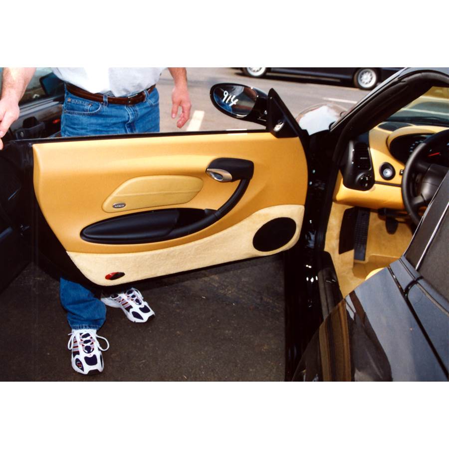1999 Porsche Boxster Front door speaker location