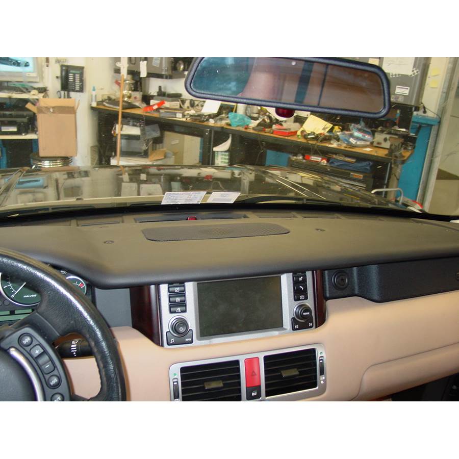 2007 Land Rover Range Rover Center dash speaker location