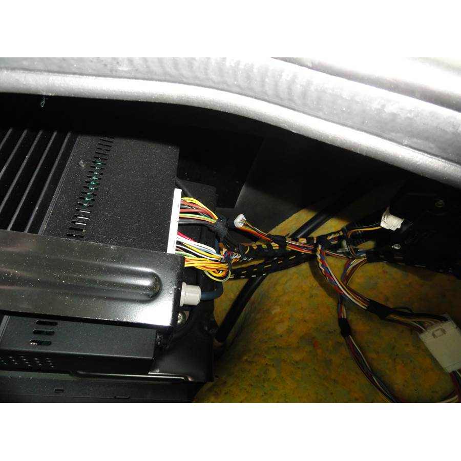 1999 Jaguar XJ8 L Factory amplifier