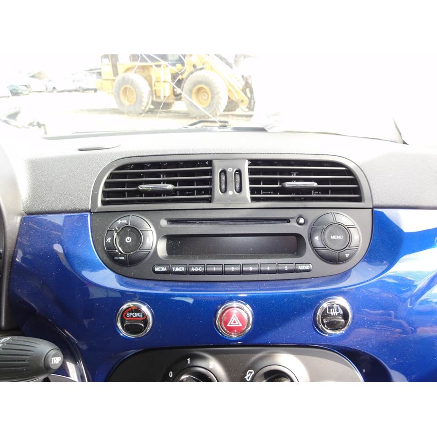2014 Fiat 500 Factory Radio