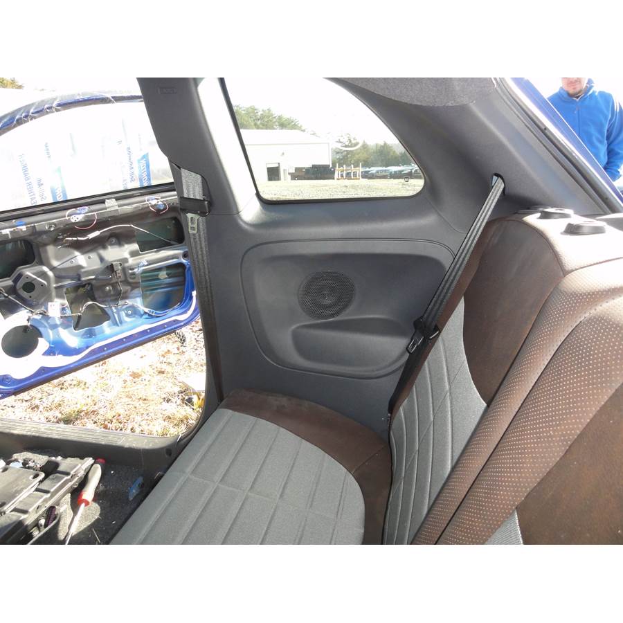 2014 Fiat 500 Rear side panel speaker location