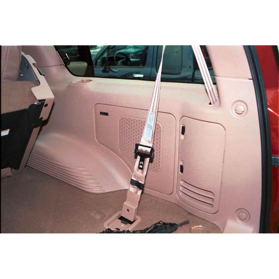 1999 Ford Expedition Far-rear side speaker location