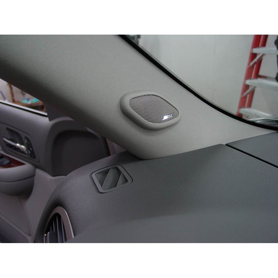2009 Chevrolet Silverado 2500/3500 Front pillar speaker location