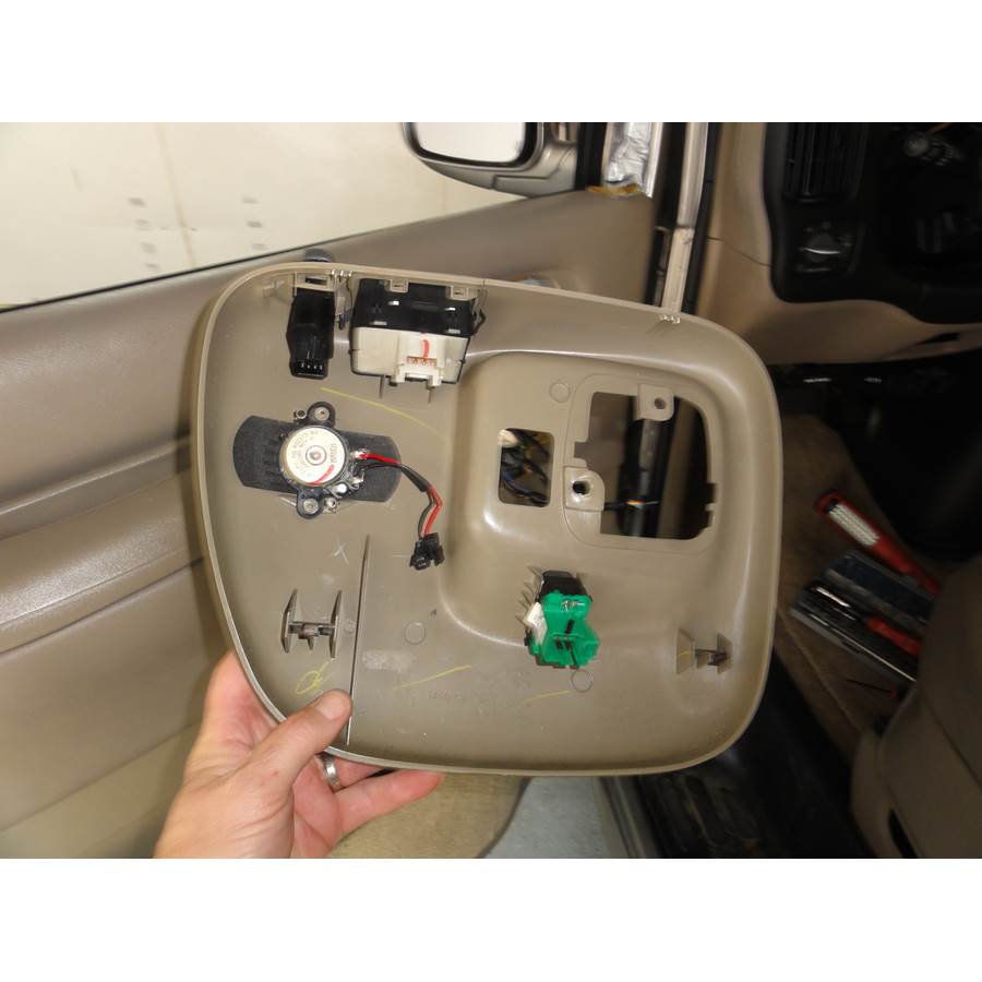 2002 Chevrolet Express Front door tweeter