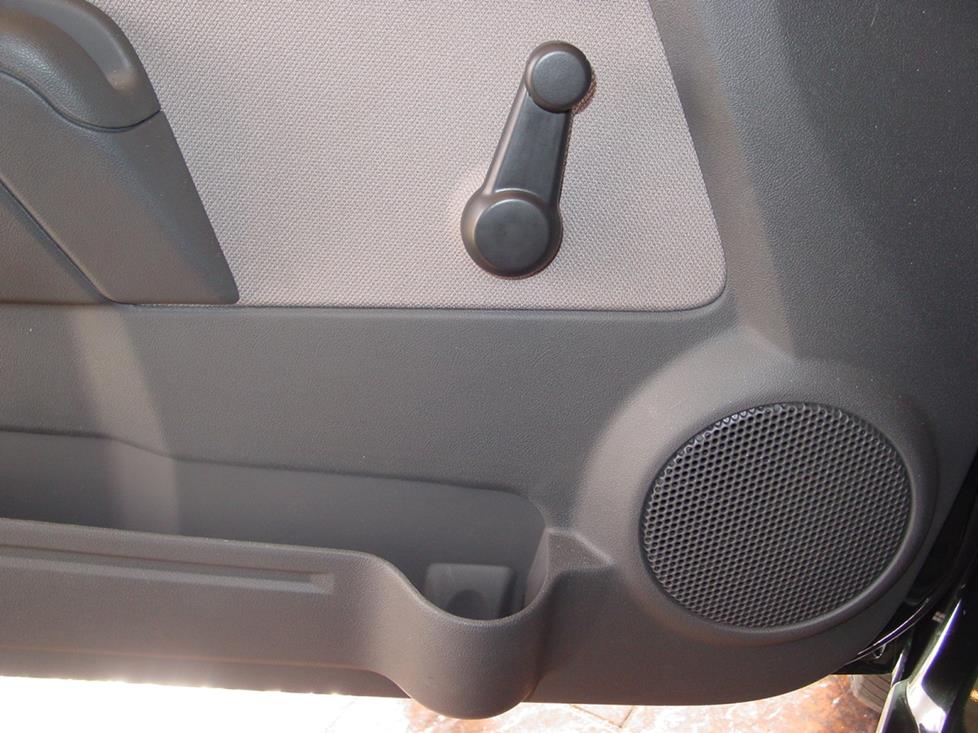 Chevy Colorado gmc canyon isuzu i-series front door speakers