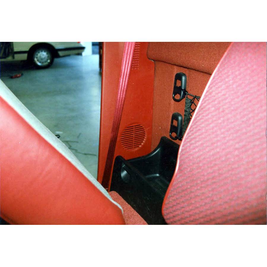 1997 Dodge Ram 2500 Rear cab speaker location