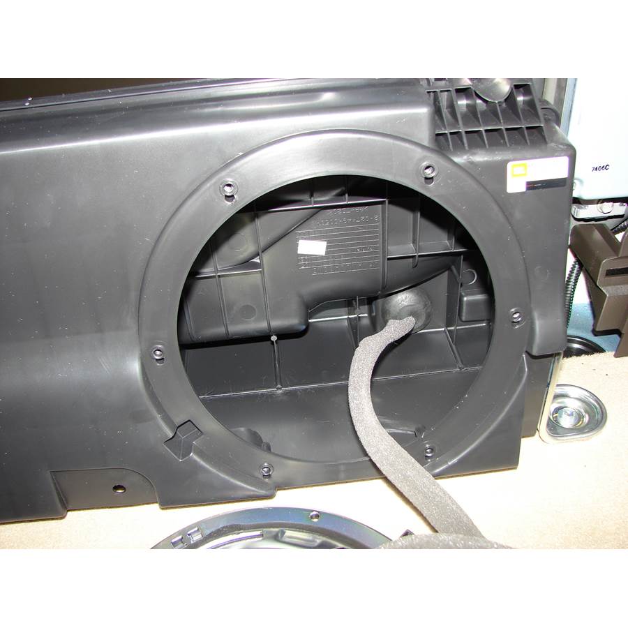 2012 Toyota Tundra Rear cab speaker removed