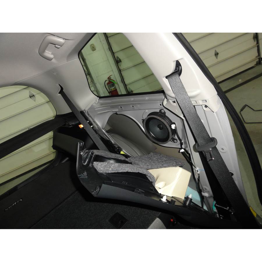 2012 Toyota Yaris Rear side panel speaker