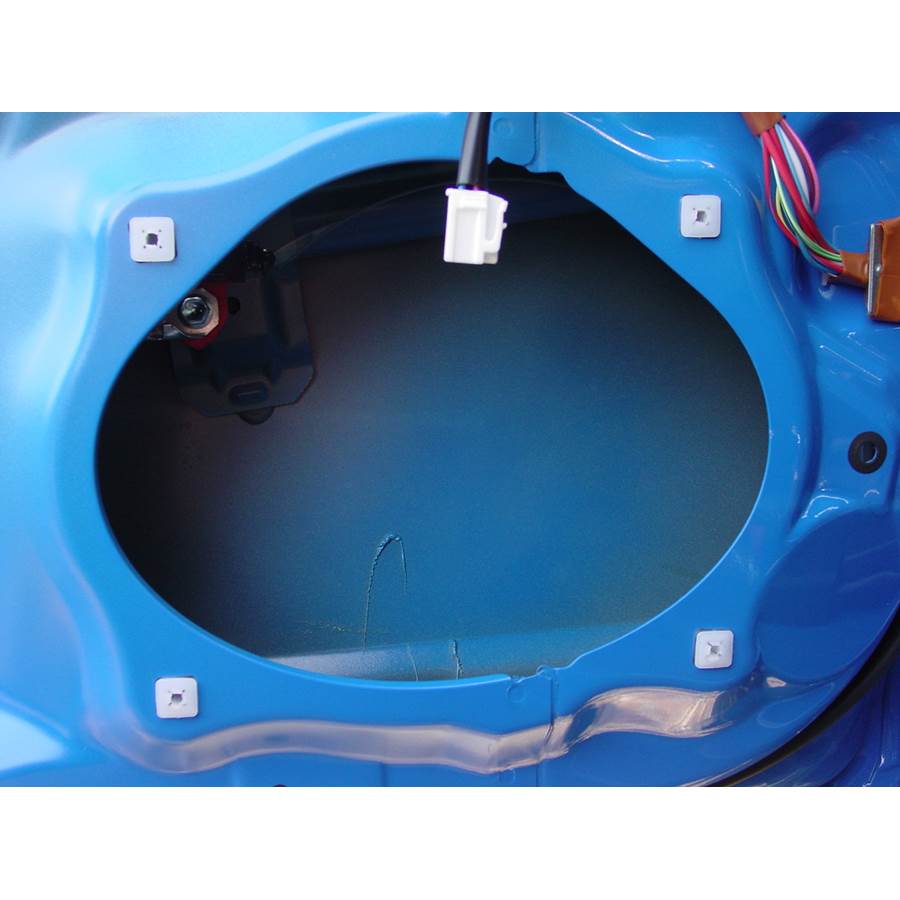 2010 Toyota FJ Cruiser Front speaker removed