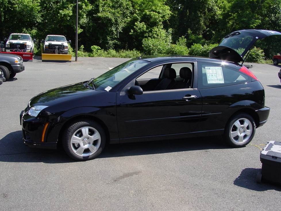 ford focus zx3 hatchback