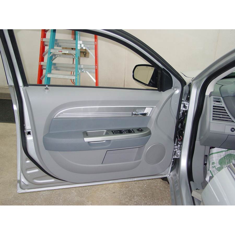 2009 Chrysler Sebring Front door speaker location