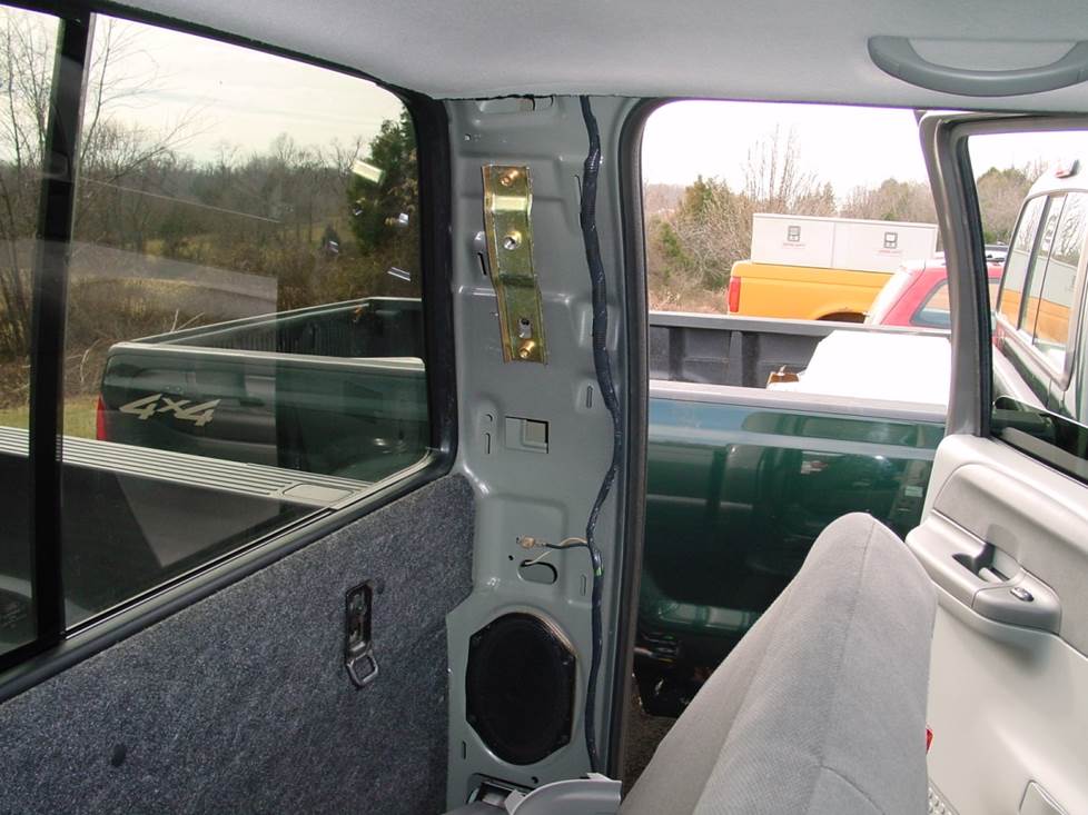 ford f-350 f-250 club cab rear door speaker