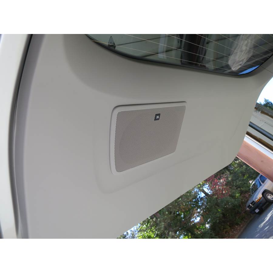 2015 Toyota Sienna Tailgate speaker location