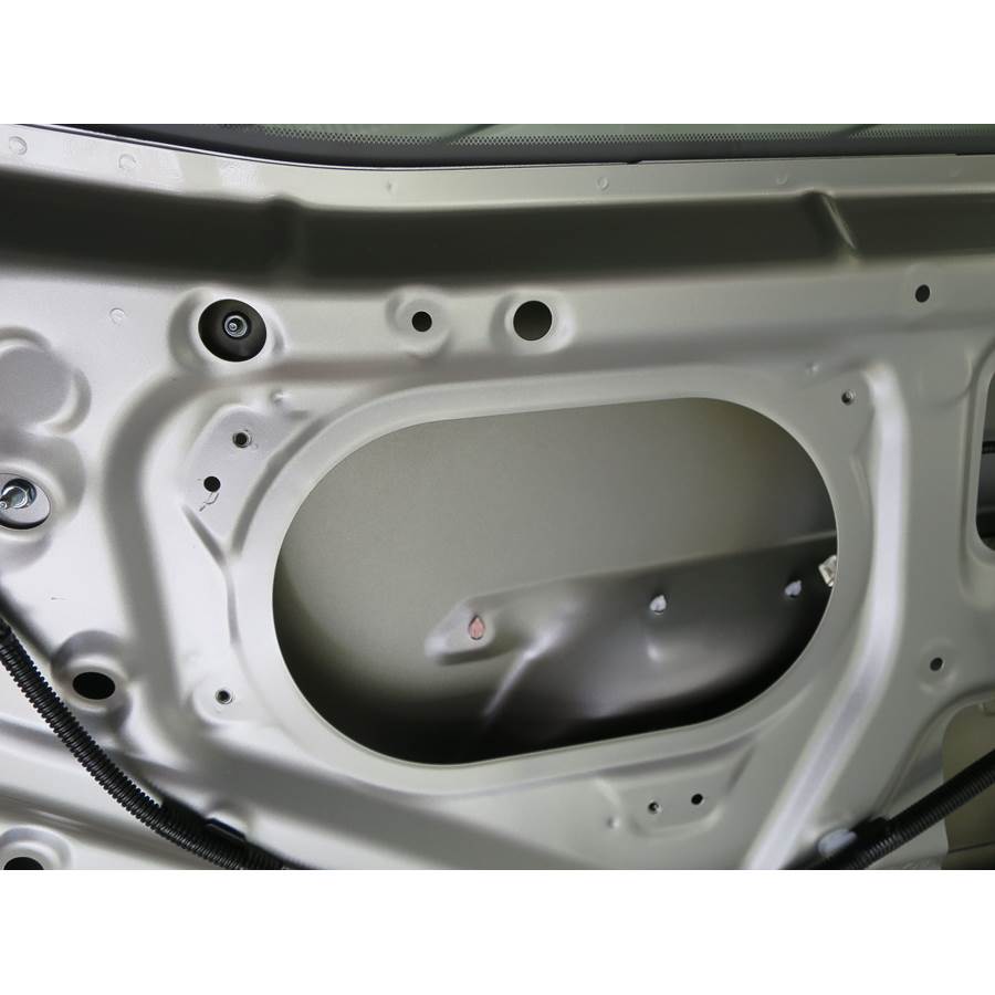 2015 Toyota Sienna Tailgate speaker removed