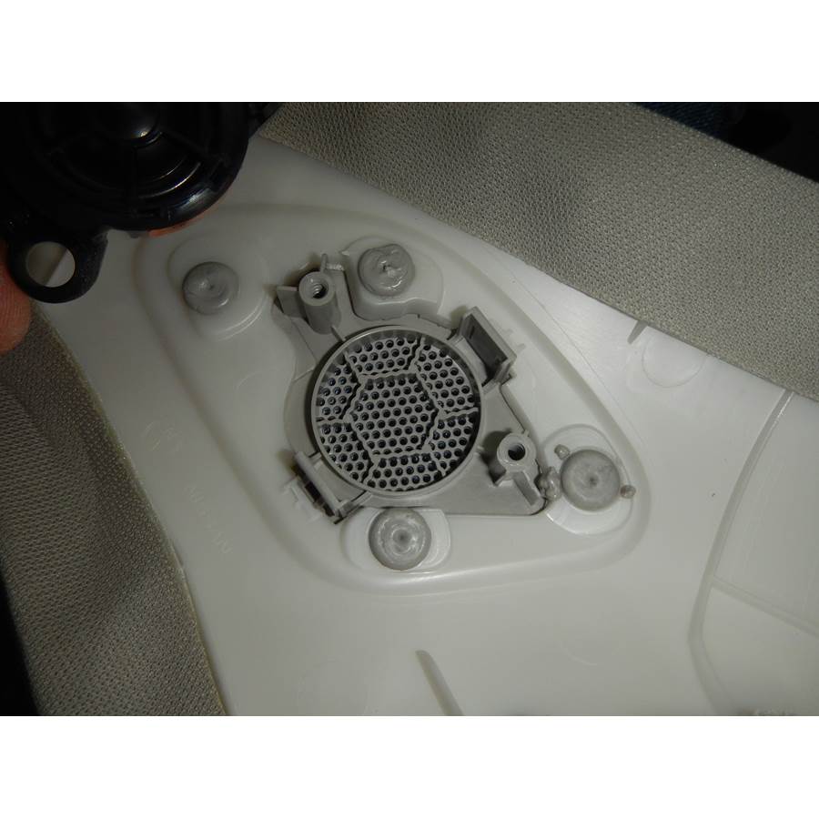 2017 Nissan Murano Front pillar speaker removed
