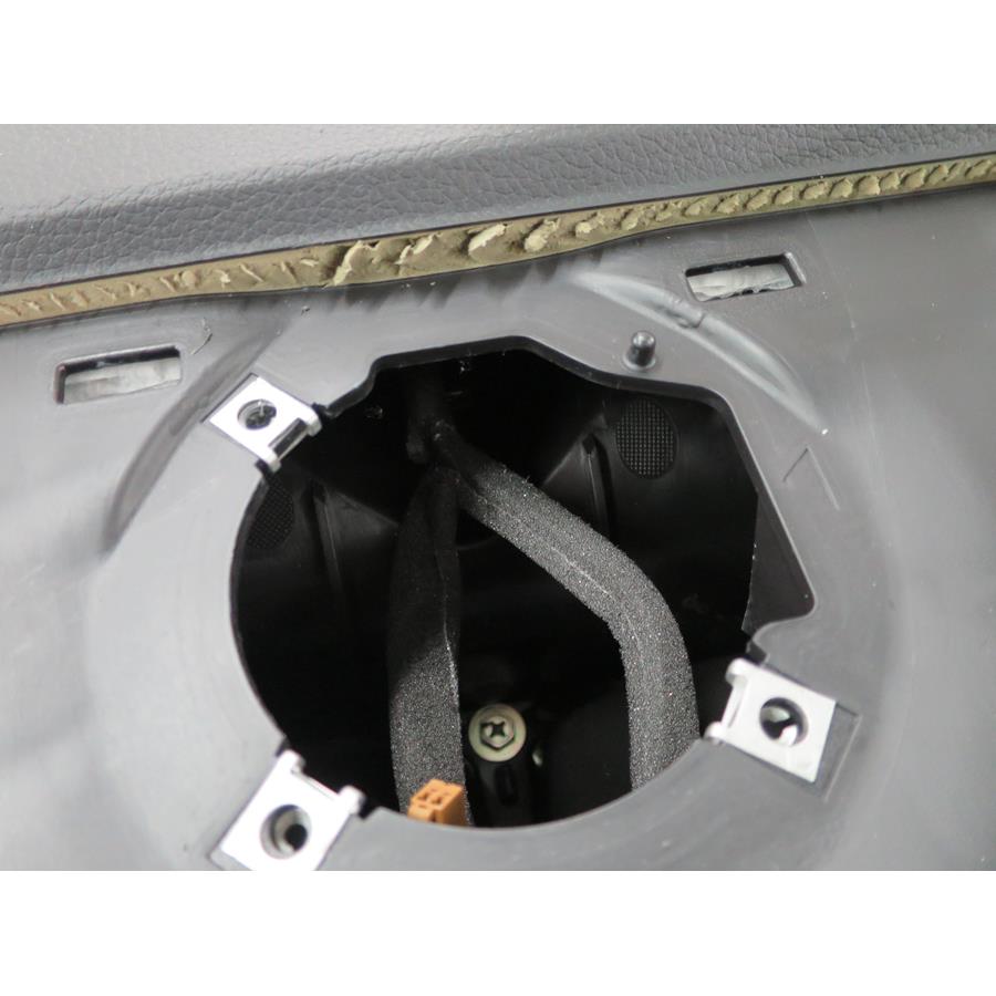2016 Nissan Titan XD Center dash speaker removed