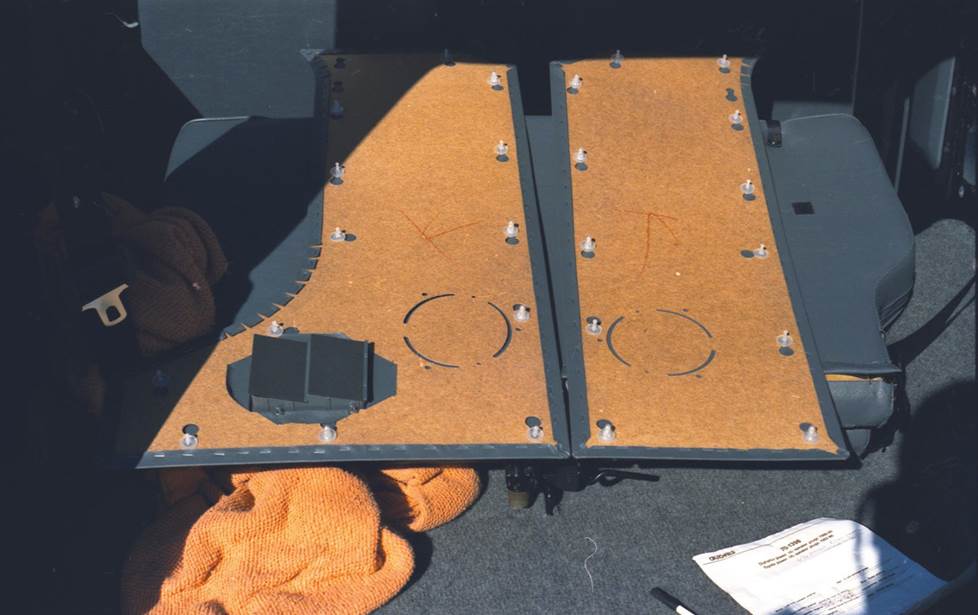 diahatsu rocky side panel speakers