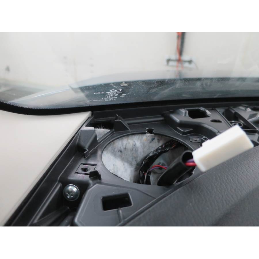 2018 Mazda 3 Dash speaker removed