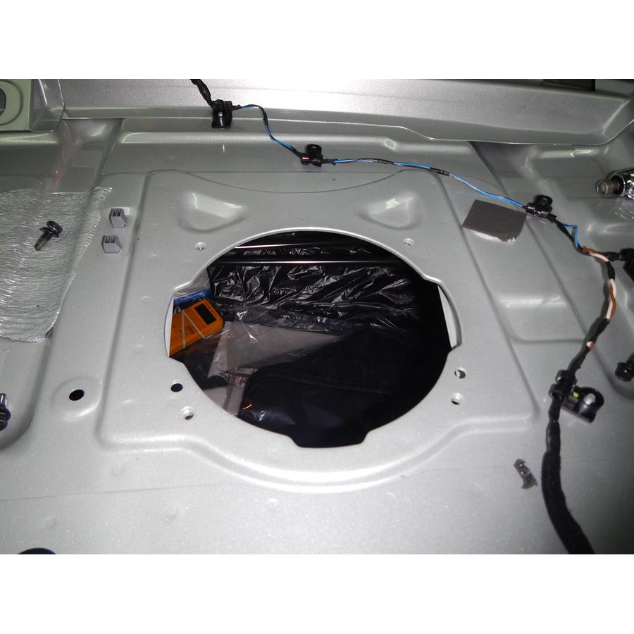 2017 Hyundai Sonata Hybrid Rear deck center speaker removed