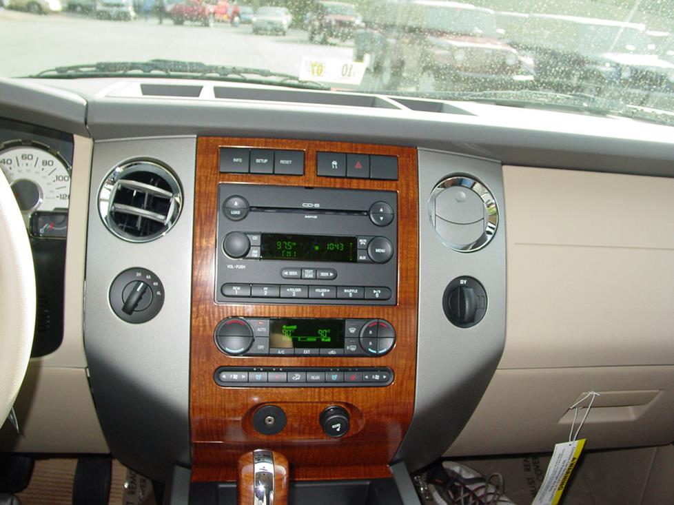 ford expedition base radio