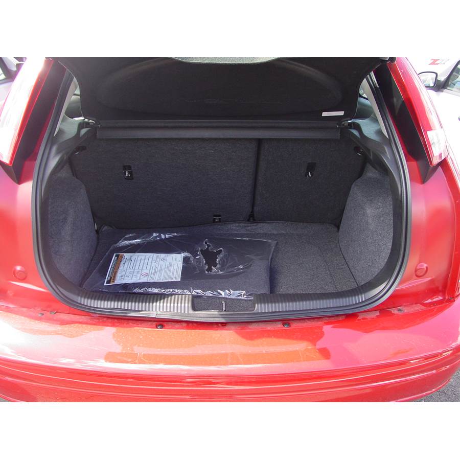 2006 Ford Focus ZX3 Cargo space