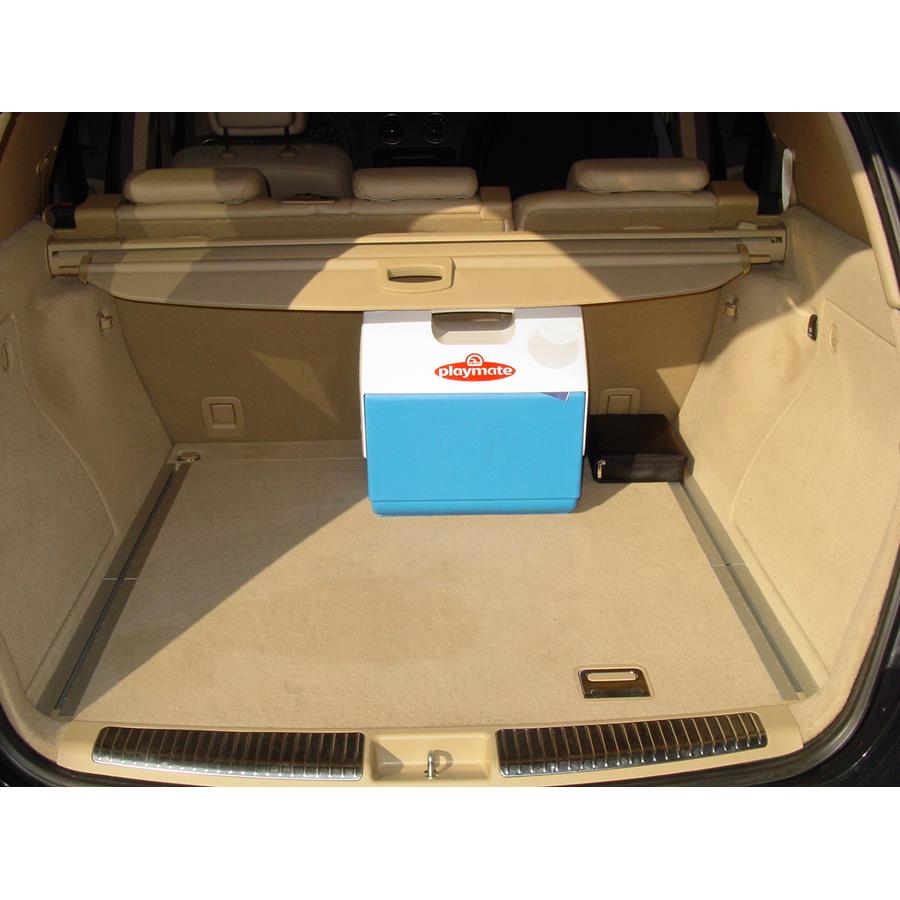 2010 Mercedes-Benz ML350 Cargo space