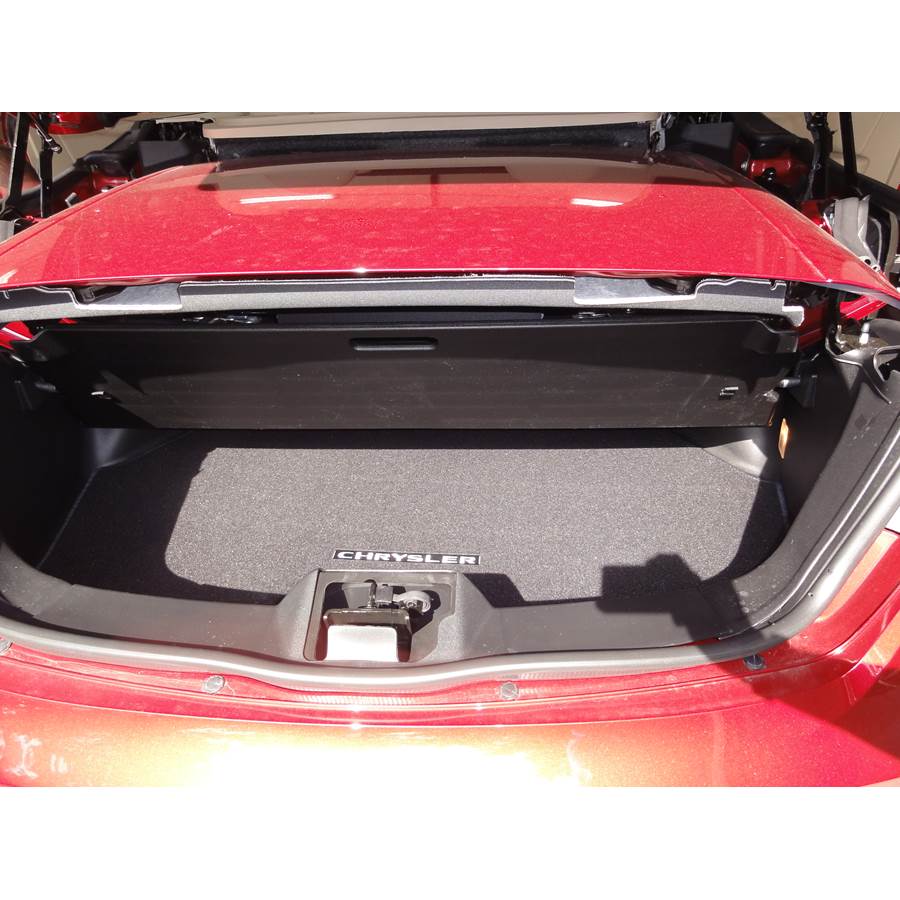 2011 Chrysler 200 Cargo space