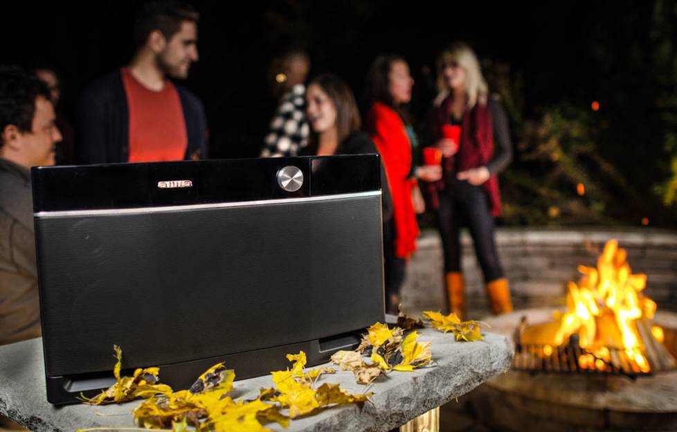 Aiwa Exos-9 outdoor party