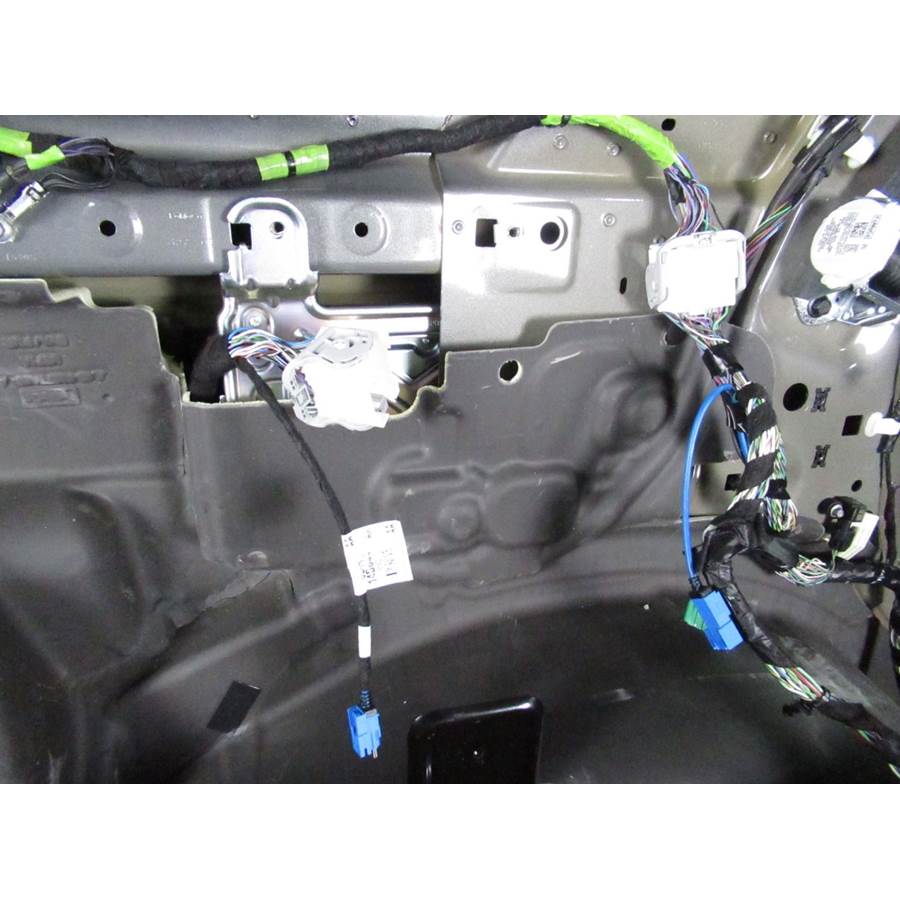 2020 Ford Expedition Factory amplifier location