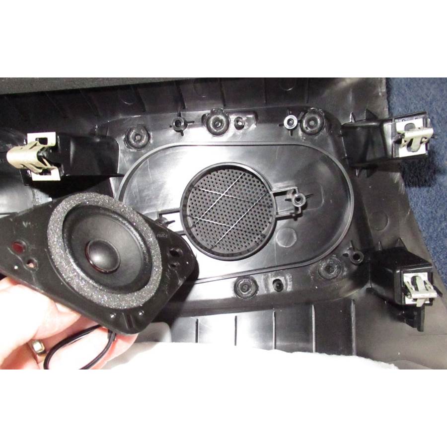 2020 Ford Expedition Rear pillar speaker removed