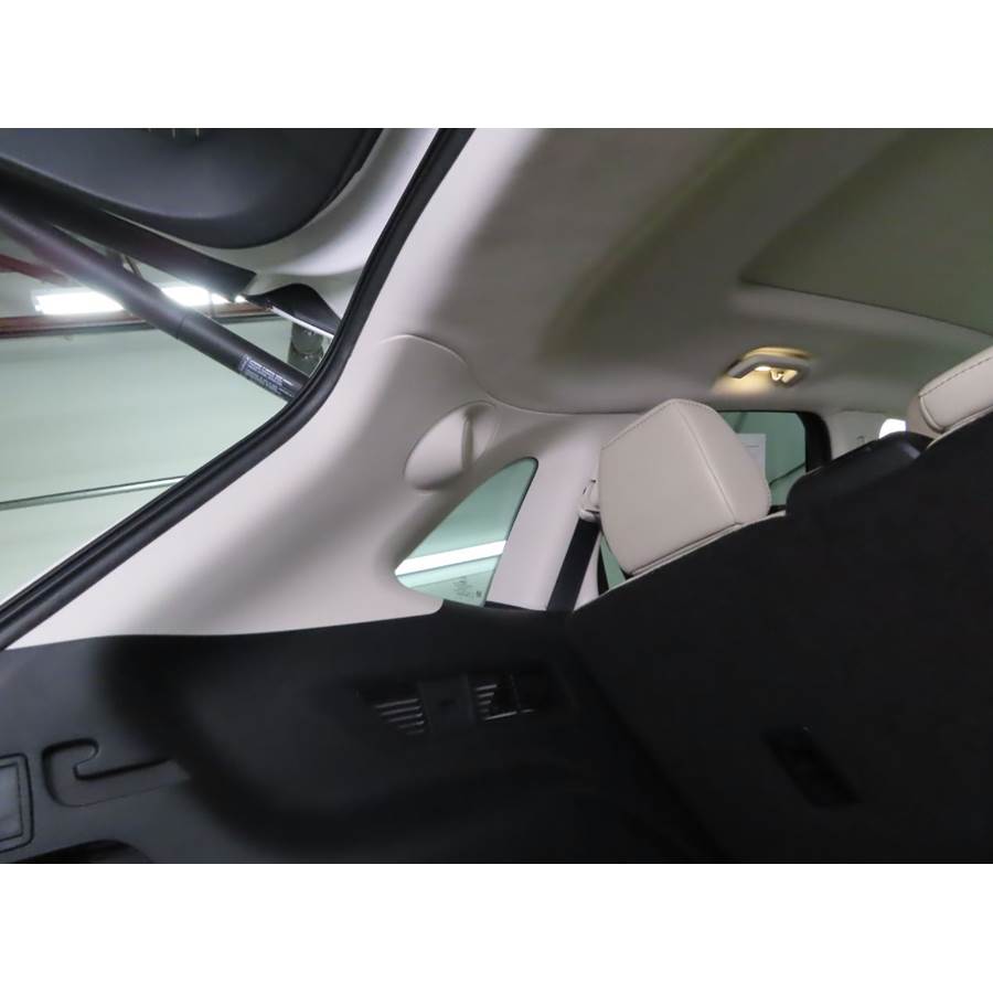 2016 Ford Edge Rear pillar speaker location