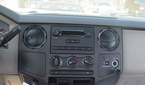 2013 Ford F-750 Factory Radio