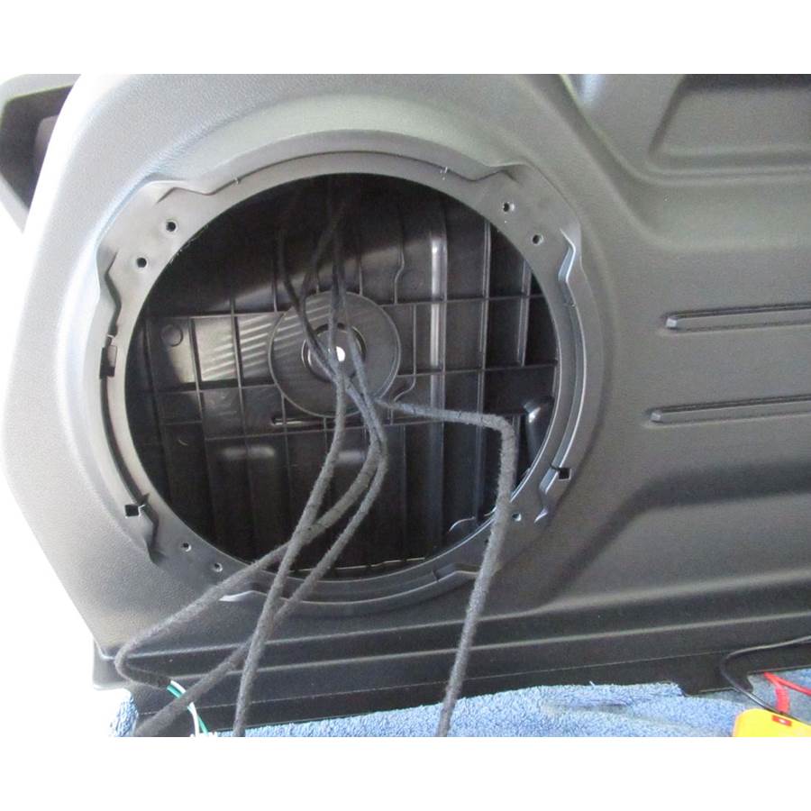 2018 Jeep Wrangler Unlimited (JL) Far-rear side speaker removed