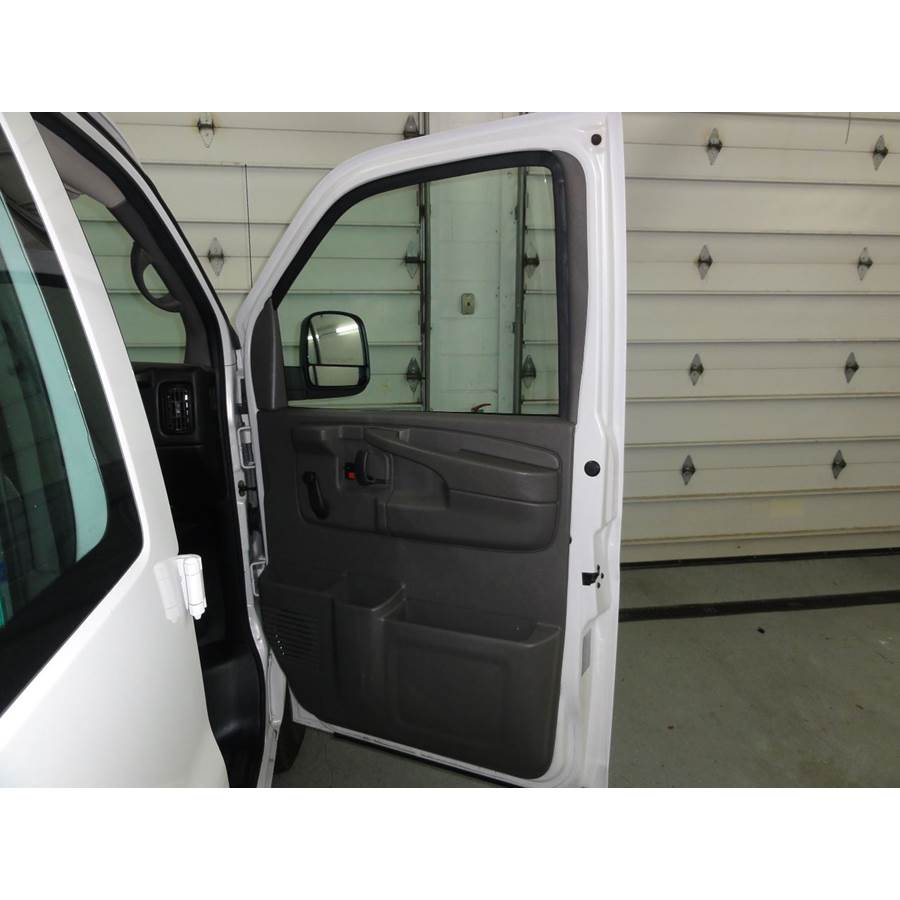2018 Chevrolet Express Front door speaker location
