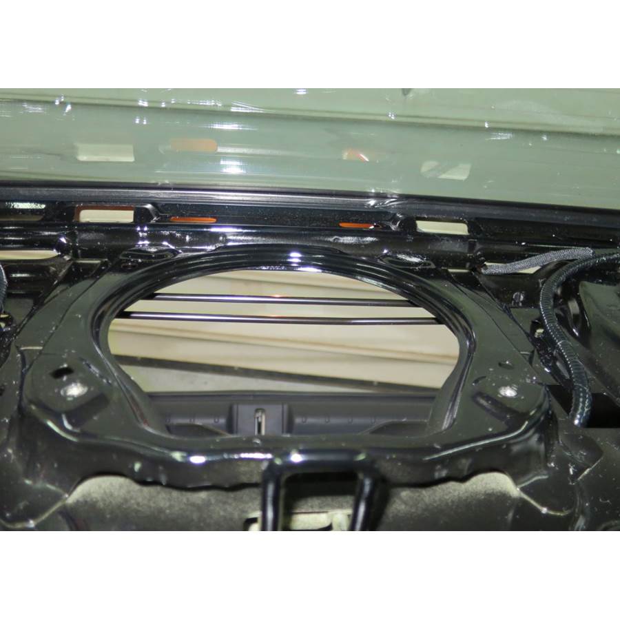 2019 Honda Civic Rear deck center speaker removed