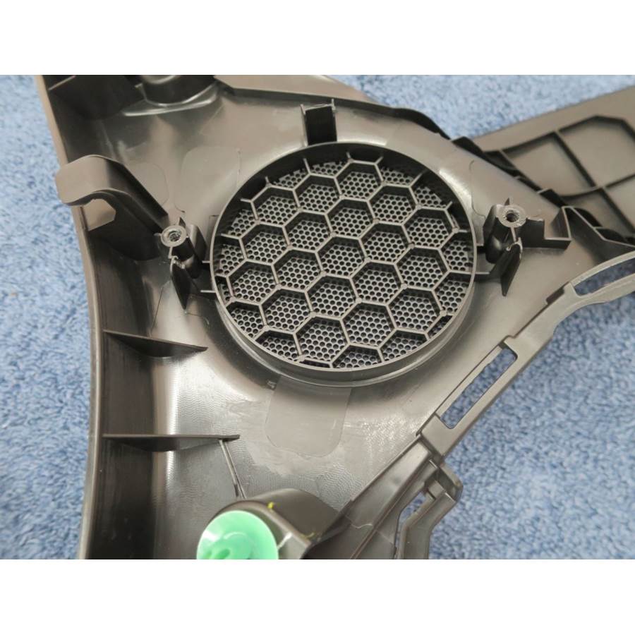 2019 Honda Civic Rear pillar speaker removed
