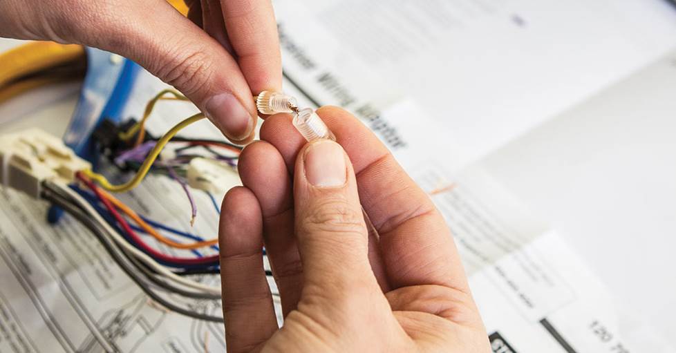 Connecting stereo wiring harness using Posi-Product connectors