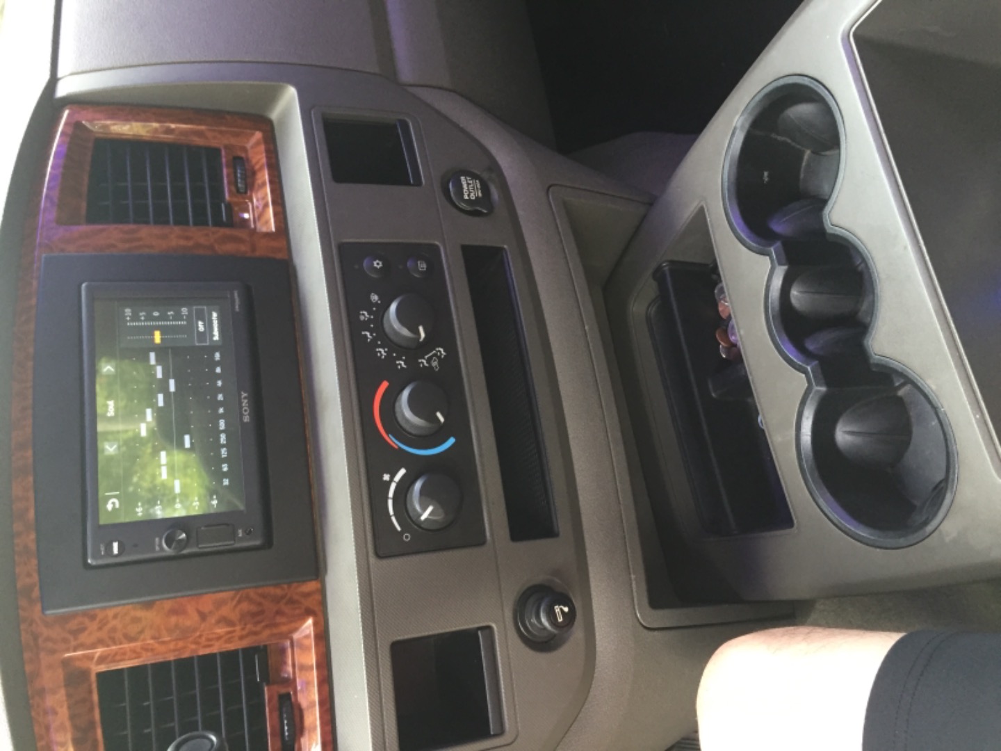 Customer Reviews Sony XAVV10BT Digital multimedia receiver at